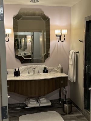 Grand Bohemian Mountain Brook, Autograph Collection by null