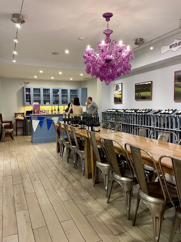 DCANTER A WINE BOUTIQUE 30 Photos & 40 Reviews 545 8th St SE