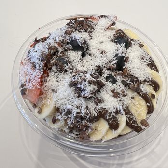 Pure Green - Chocolate hazelnut bowl - Juice Bars & Smoothies Near Me - Knoxville, Tennessee