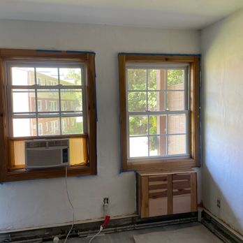 The Expert Craftsman - I had blinds delivered but they weren't installed - General Contractors Near Me The Expert Craftsman - I had blinds delivered but they weren't installed - General Contractors Near Me