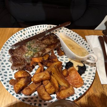 The Winking Owl - Steak special. - Pubs Near Me - Aviemore, HLD