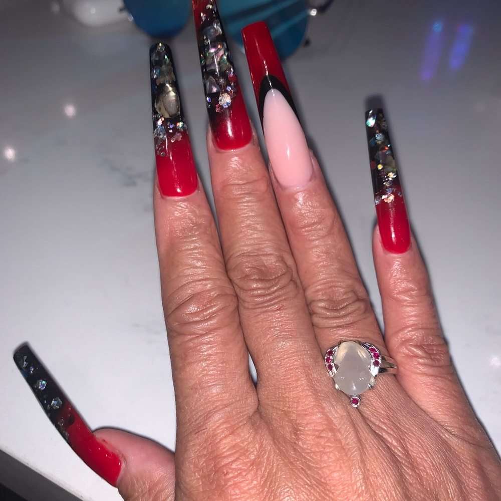 Expert Nails & Lounge - Nail Salons Near Me - Lake Jackson, Texas Expert Nails & Lounge - Nail Salons Near Me - Lake Jackson, Texas
