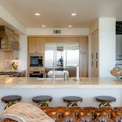 DYM Builders Group - Signal Hill, LA, Kitchen Remodeling, Custom millwork, Quartzite countertop, design build