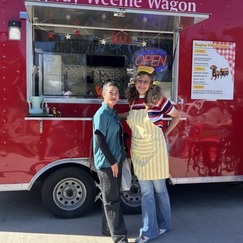 Skagway Weenie Wagon - Food Trucks Near Me - Skagway, Alaska