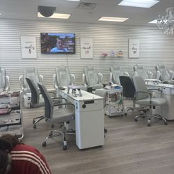 Elite Nails and Spa - Inside