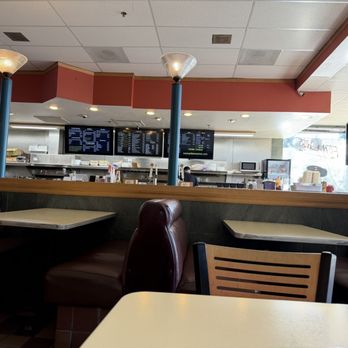 Super Grill & Breakfast - Counter and seating. - Burgers Near Me - Pleasanton, California Super Grill & Breakfast - Counter and seating. - Burgers Near Me - Pleasanton, California