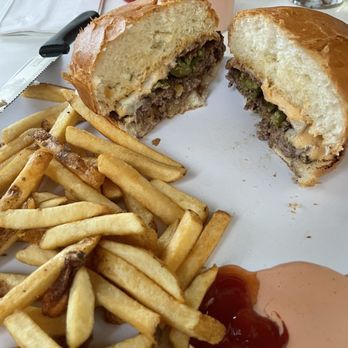 Ancestry Brewing - Spicy bacon burger - Breweries Near Me - Tualatin, Oregon Ancestry Brewing - Spicy bacon burger - Breweries Near Me - Tualatin, Oregon