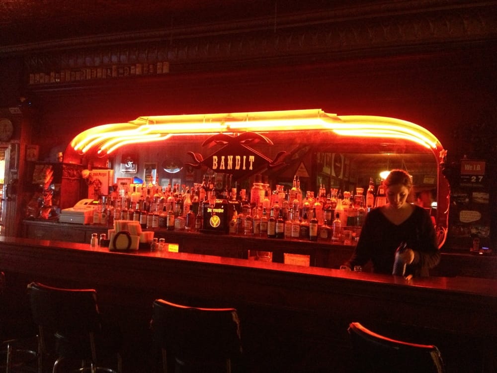 THE BANDIT BAR & SALOON Updated June 2024 624 Nucleus, Columbia