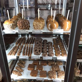 Kilwins Ice Cream - Chocolate - Fudge - Fat free?  Nope.  Calorie free?  Are you nuts?  Pure deliciousness?  Yep! - Chocolatiers & Shops Near Me - Newport, Rhode Island