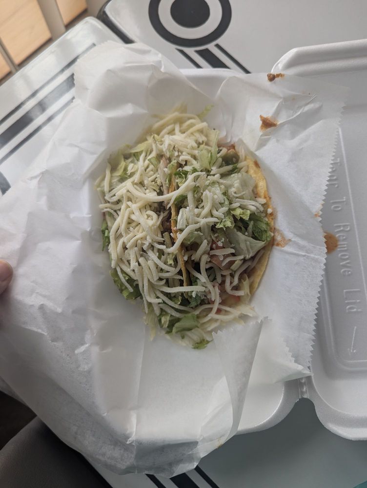 Craigville Pizza & Mexican Logo