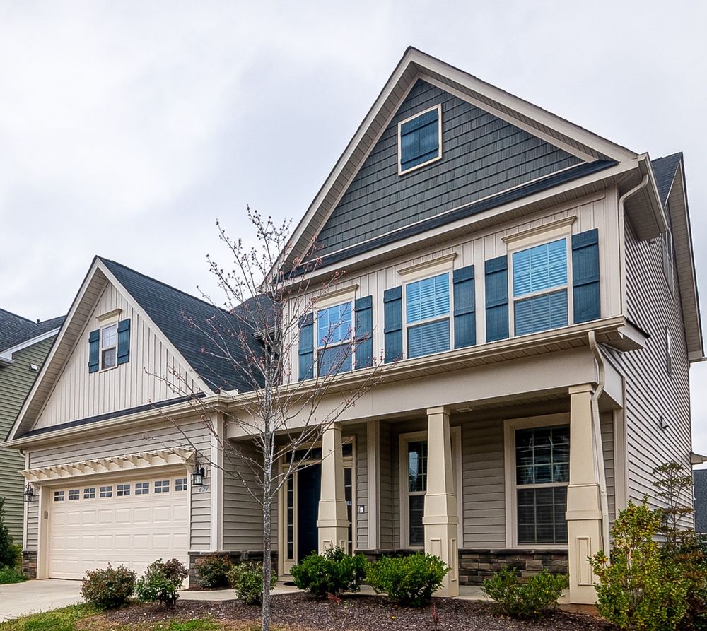 Slide of AppliedMax Siding