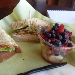 Planet Smoothie Cafe - Turkey sandwich with double fruit. Delicious!