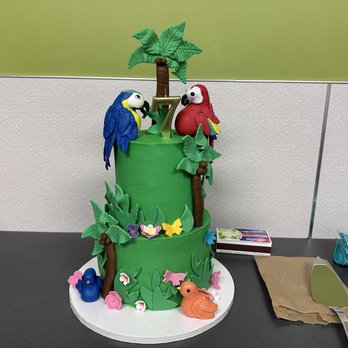 Sprinkles and Sweets - Custom cake - Cupcakes Near Me - Seattle, Washington