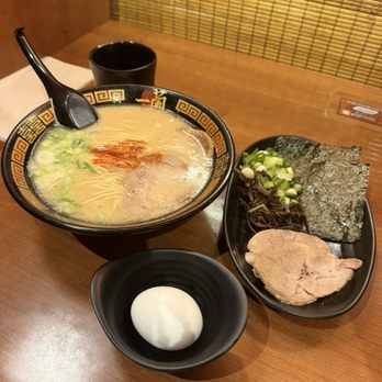 ICHIRAN Midtown - Classic Tonkotsu Ramen - Ramen Near Me - New York, New York