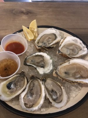 Margaux's Oyster Bar by null