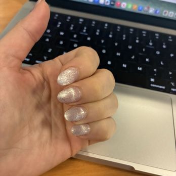 Strawberry Nails - Cat eye light purple - Nail Salons Near Me - San Jose, California