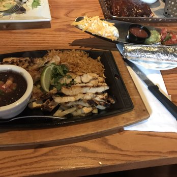 Chili's - Chicken fajitas - American Near Me - Rancho Cordova, California Chili's - Chicken fajitas - American Near Me - Rancho Cordova, California