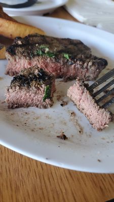 Grillin & Chillin Alehouse by null