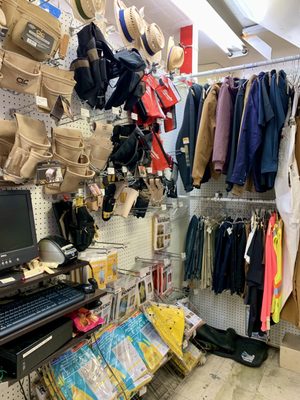 Cole Fox Hardware by null