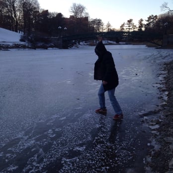 Washington Park - Walking on ice - Parks Near Me Washington Park - Walking on ice - Parks Near Me