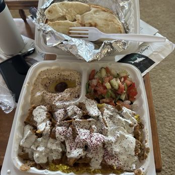Falafelville - Lamb&Beef GYRO Plate - Food Trucks Near Me - Auburn, Washington