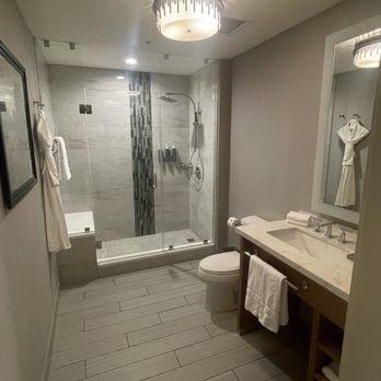 The Westin Chattanooga - Bathroom in room - Hotels Near Me - Chattanooga, Tennessee The Westin Chattanooga - Bathroom in room - Hotels Near Me - Chattanooga, Tennessee
