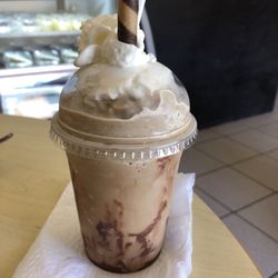 Caxtle - Frappe