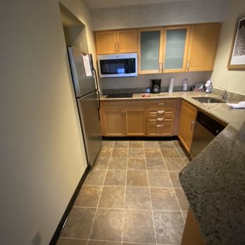 Residence Inn Bakersfield - Kitchen area - Hotels Near Me - Bakersfield, California