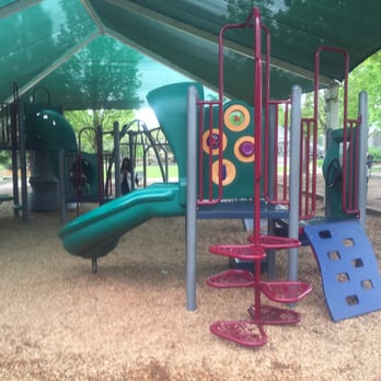 Westlake Park - Toddler structure! Big kid equipment also here. - Parks Near Me - Lake Oswego, Oregon Westlake Park - Toddler structure! Big kid equipment also here. - Parks Near Me - Lake Oswego, Oregon