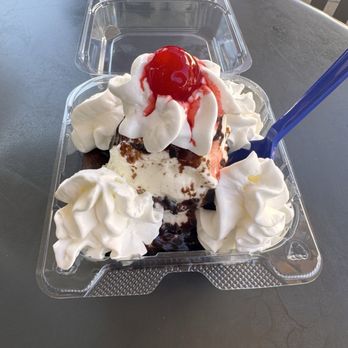 Handels Homemade Ice Cream - Brownie sundae - Ice Cream & Frozen Yogurt Near Me - Redlands, California Handels Homemade Ice Cream - Brownie sundae - Ice Cream & Frozen Yogurt Near Me - Redlands, California
