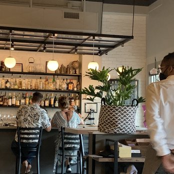 Brick Fire Tavern - Pro bartender Ari- Great Negroni's - Pizza Near Me - Honolulu, Hawaii Brick Fire Tavern - Pro bartender Ari- Great Negroni's - Pizza Near Me - Honolulu, Hawaii