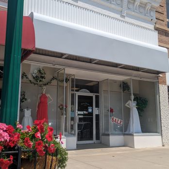 Dream Designs - Bridal Near Me - Aurora, Nebraska