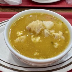 El Campeon De Los Pollos - Cow heel soup