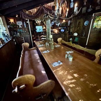 Deetjen's Restaurant - American Near Me - Big Sur, California