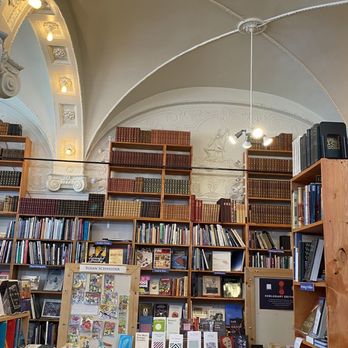 ARUNDEL BOOKS - Updated February 2026 - 62 Photos & 37 Reviews - 322