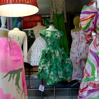 Didier Ludot - Used, Vintage & Consignment Near Me - Paris, 75 Didier Ludot - Used, Vintage & Consignment Near Me - Paris, 75