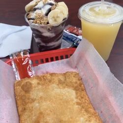 Salgabom Snacks - Heart Hearts of Palm and Cheese Empanada, Cashew Juice, Acai Cup Classic (12oz)