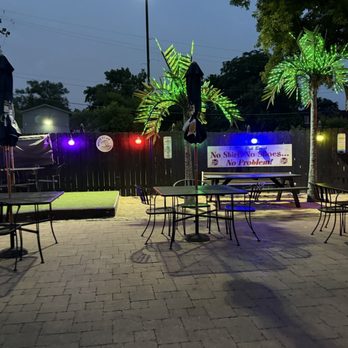 Player's Pub & Grill - Sports Bars Near Me - Prospect Heights, Illinois