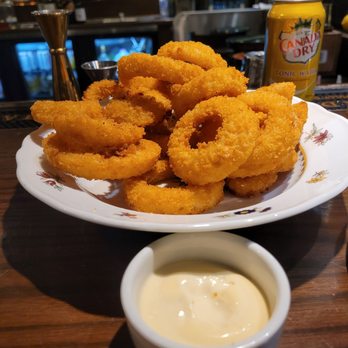 WALDHAUS - Onion rings with garloc aioli - Pubs Near Me - Banff, Alberta WALDHAUS - Onion rings with garloc aioli - Pubs Near Me - Banff, Alberta