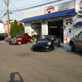 Jerome's Auto Collision - Auto Repair Near Me - Port Washington, New York