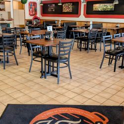 Hajara's Kitchen & Suya Supply - Dining area // Hajara's Kitchen * Woodbridge, VA