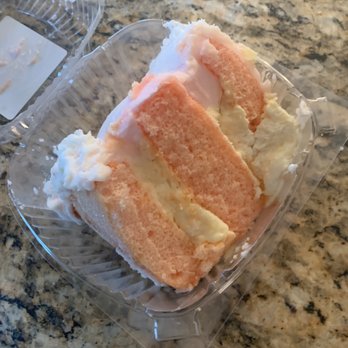The Littlest Bake Shop - Champagne cake on road trip - Bakeries Near Me - Kansas City, Missouri
