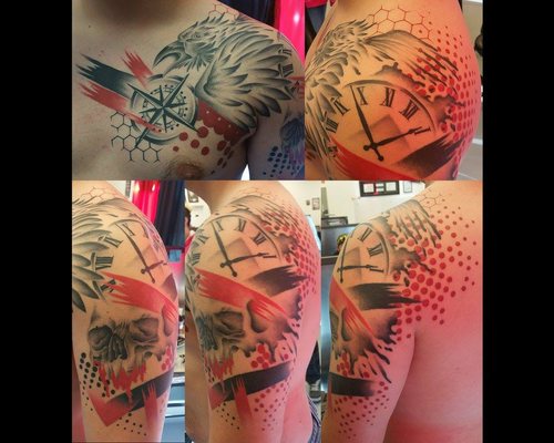 Black Bird Tattoo & Piercing by null