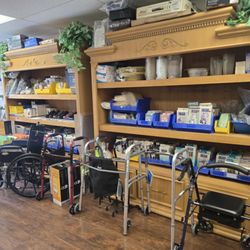 Medi-Serv - We sell and rent walkers, knee walkers, knee scooters, wheelchairs, and various other equipment to fit your medical needs.