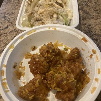 Jumbo Kitchen - 46. Chicken Chow Mein, H1. General Tso's Chicken. - Chinese Near Me - Freehold, New Jersey Jumbo Kitchen - 46. Chicken Chow Mein, H1. General Tso's Chicken. - Chinese Near Me - Freehold, New Jersey