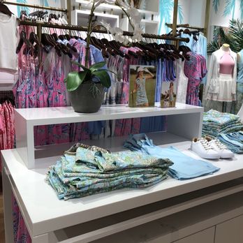 Lilly Pulitzer - Accessories Near Me - Dallas, Texas Lilly Pulitzer - Accessories Near Me - Dallas, Texas