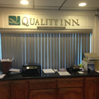 Rodeway Inn - Front desk - Hotels Near Me - Auburn, California Rodeway Inn - Front desk - Hotels Near Me - Auburn, California