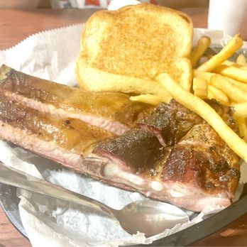 Smoke'n Pit Bar B Que - Kids order of ribs - Barbeque Near Me - North Fort Myers, Florida Smoke'n Pit Bar B Que - Kids order of ribs - Barbeque Near Me - North Fort Myers, Florida