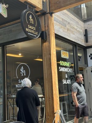 Sauce Nouvelle by null