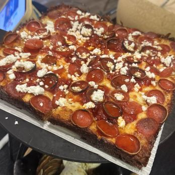 Tratto Avalon Park - Spicy Pepperoni - Italian Near Me - Alafaya, Florida Tratto Avalon Park - Spicy Pepperoni - Italian Near Me - Alafaya, Florida